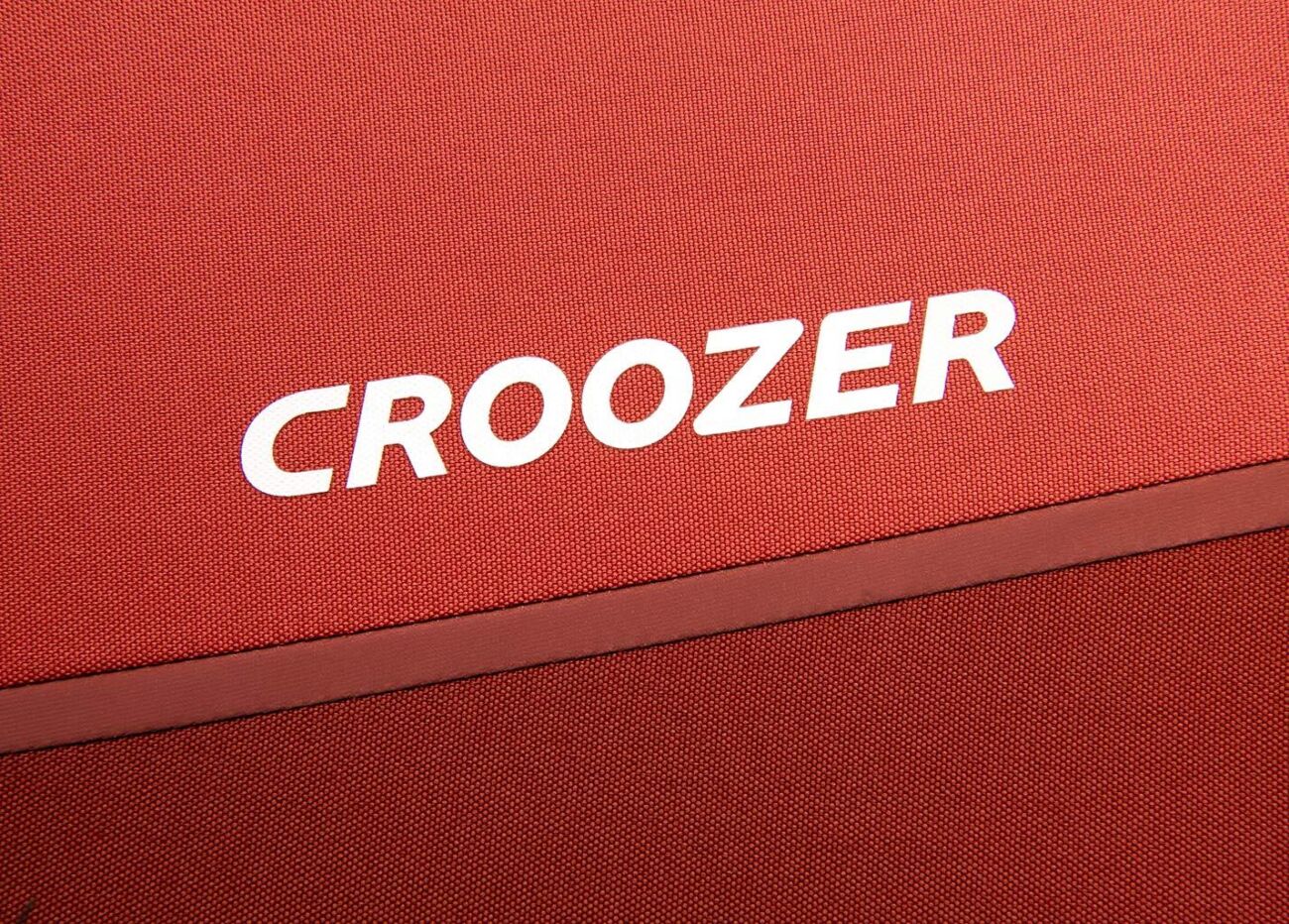 Croozer Cargo Kalle Pakko Tuure Lava red Detail 6184 WEB 001